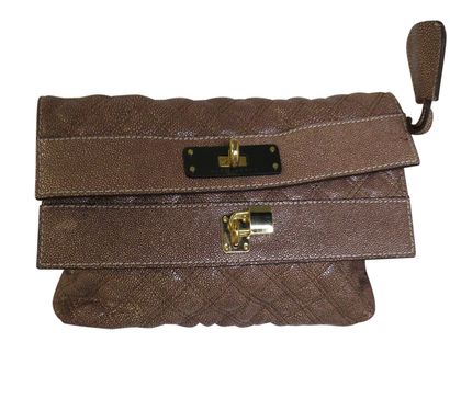 Clutch Candado, vista frontal